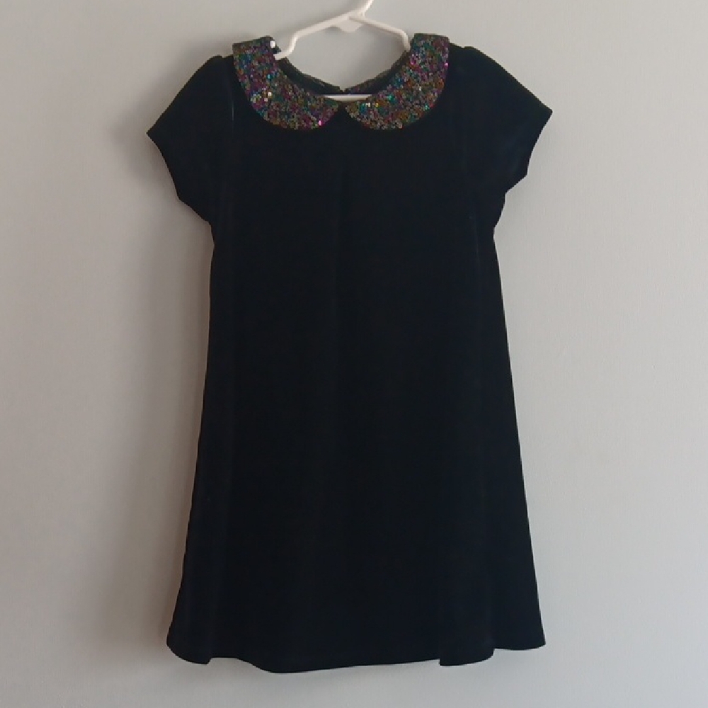 Epic Threads Size 5 Velvety Black Kids Short Sleeve Dress with Glitter Collar